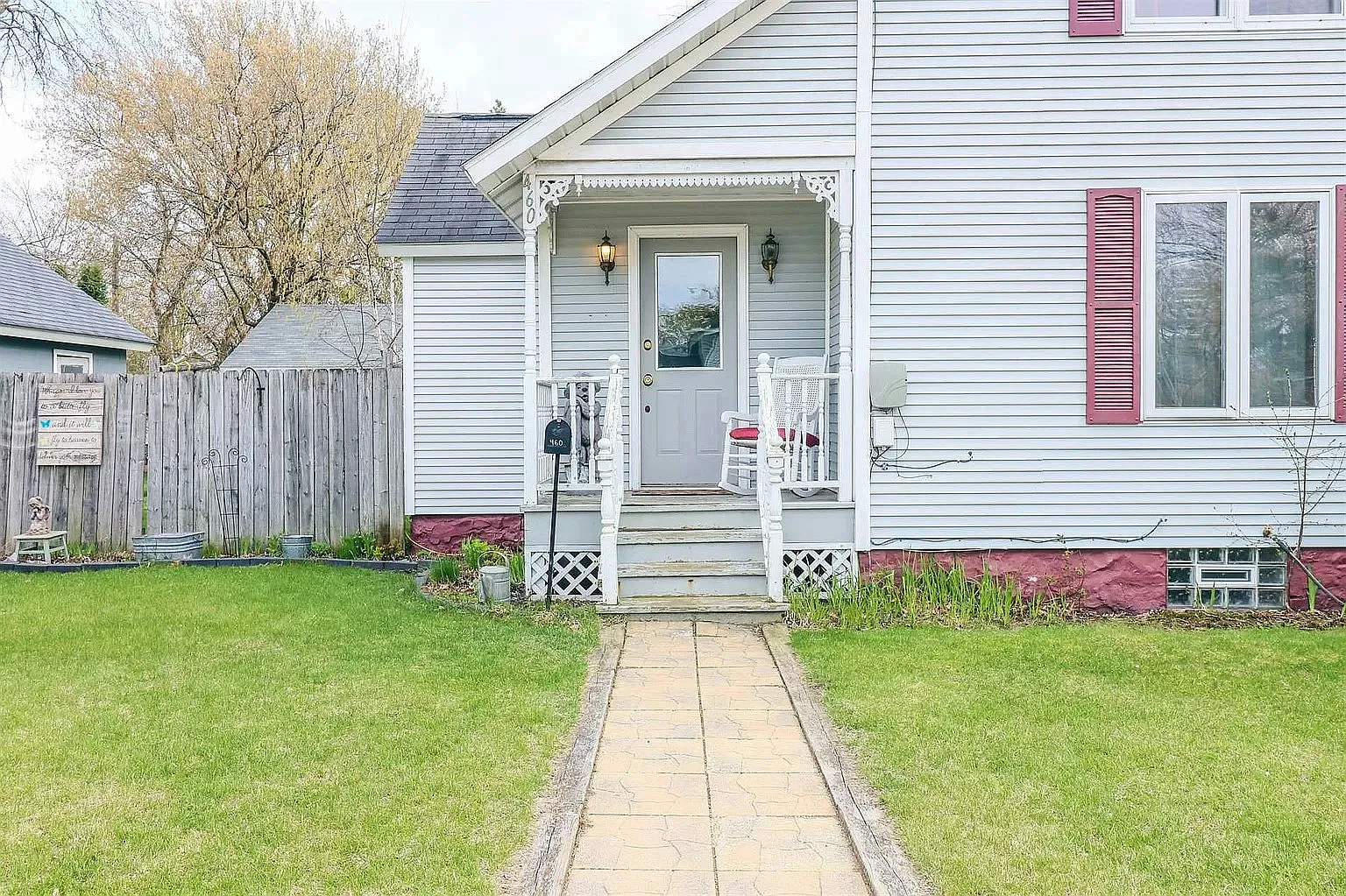 460 Spruce Street — Photo 1