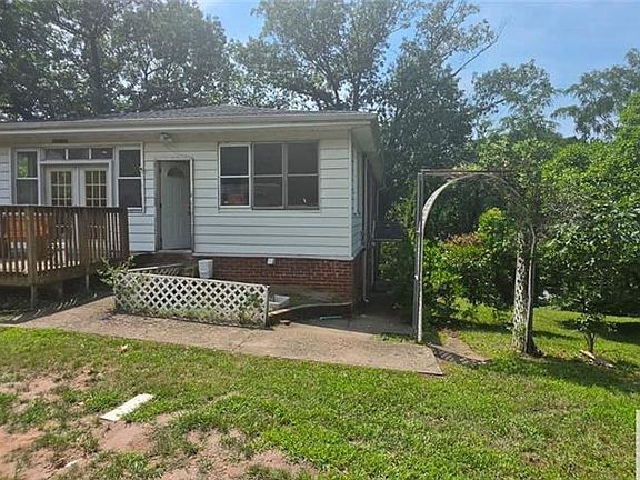 2nd image of 70 Wood Ave