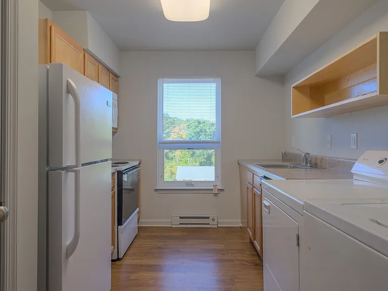 Blacksburg Homestay Village-311 — Photo 6