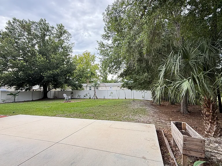10406 Brussels Dr — Photo 3