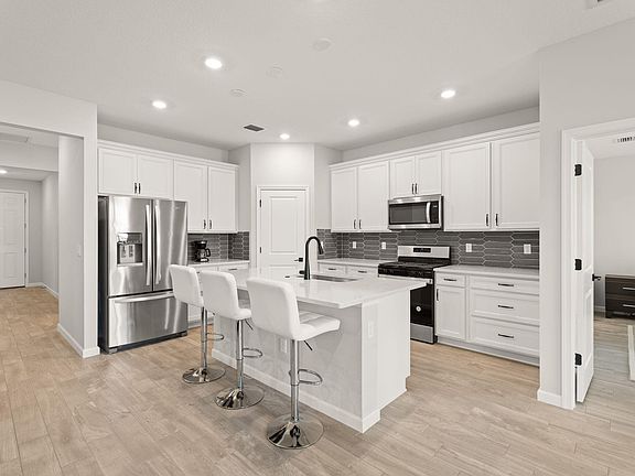 2nd image of 361 SE Filoli Drive