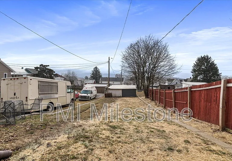 16 Woods Ln — Photo 30