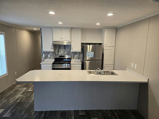 1st image of 30 W Canyon Dr #376