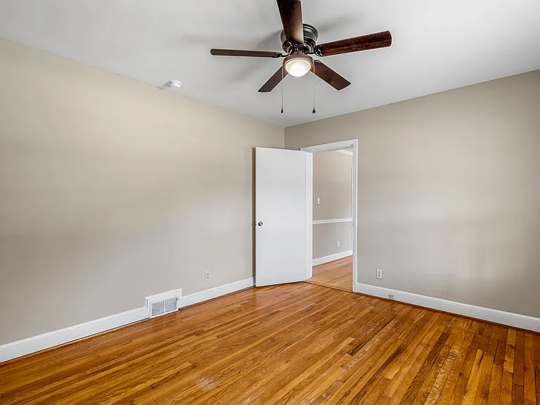 5219 Carol Ave — Photo 25