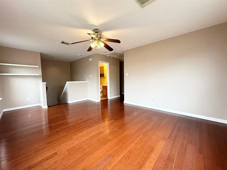 9922 Sand Lodge Ln — Photo 12