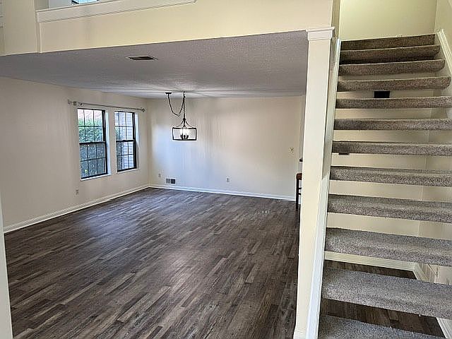 1st image of 1163 Red Tail Hawk Ct Unit 4