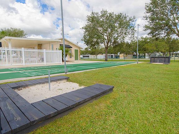 4th image of 1500 W Highland St Lot 55