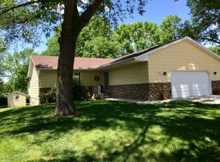 1504 Knollcrest Dr, Fort Dodge, IA 50501