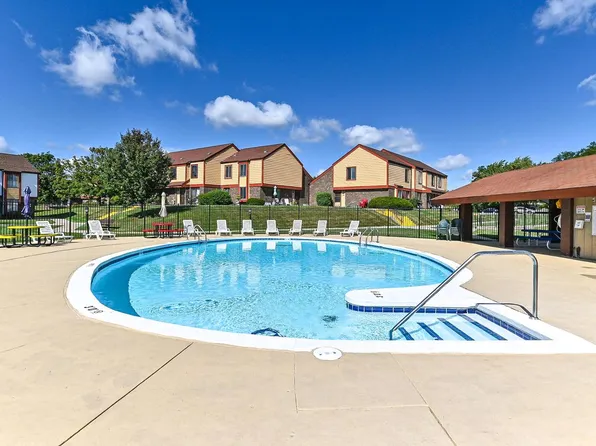 4293 West College AVENUE, Milwaukee, WI 53221