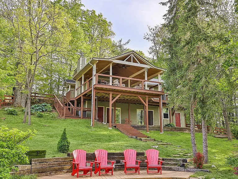 119 Heavens Gate Ln — Photo 1
