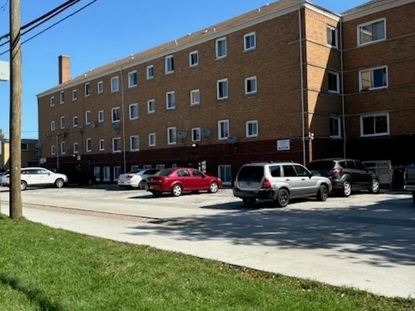 1106 N Harlem Ave APT 2, River Forest, IL 60305