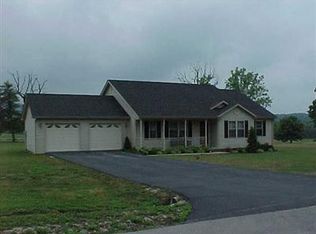 166 Katie Dr, Clay City, KY 40312