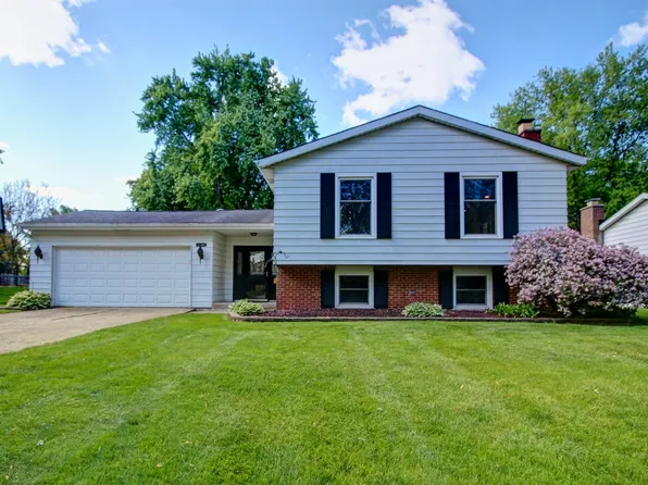 2266 Durham Dr, Wheaton, IL 60189