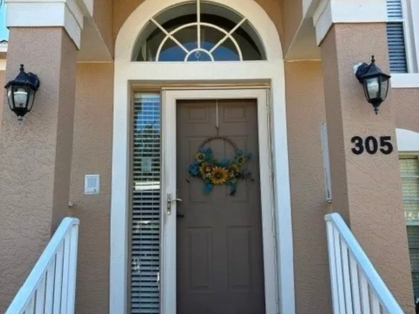 9050 Spring Run Blvd APT 305, Estero, FL 34135