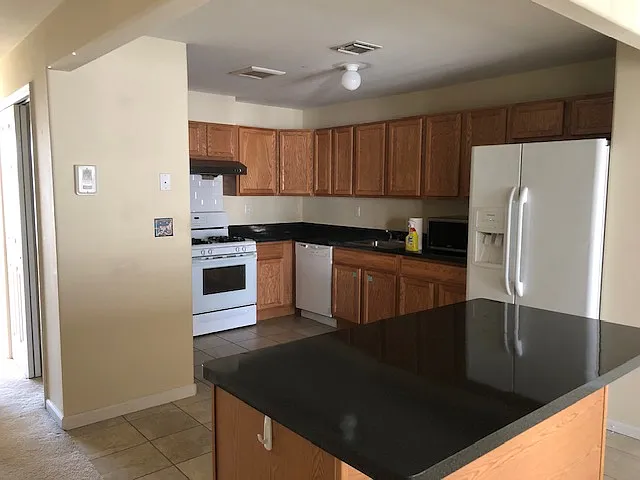 112 Beach Way — Photo 10