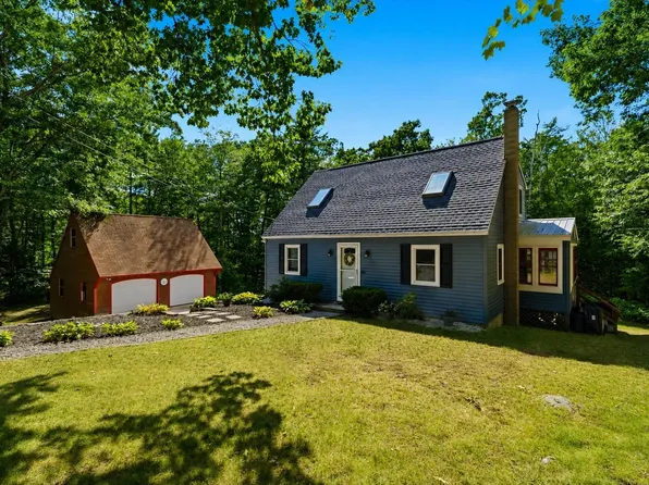 17 Fordway Road, Raymond, NH 03077