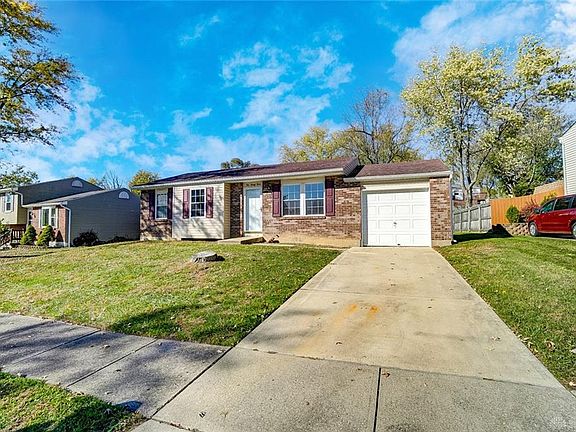 2nd image of 123 Schloss Ln