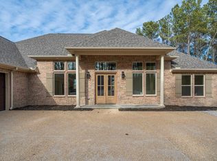 69 Manzanares Dr, Hot Springs Village, AR 71909