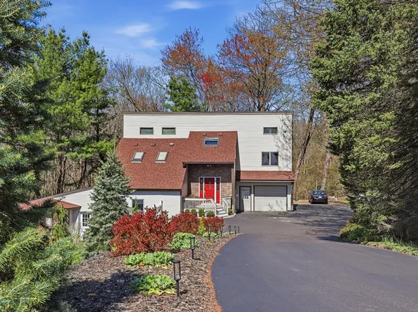 163 Gulf St, Shrewsbury, MA 01545