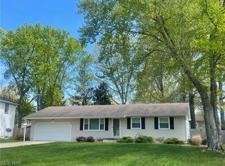 3621 Almerinda Dr, Canfield, OH