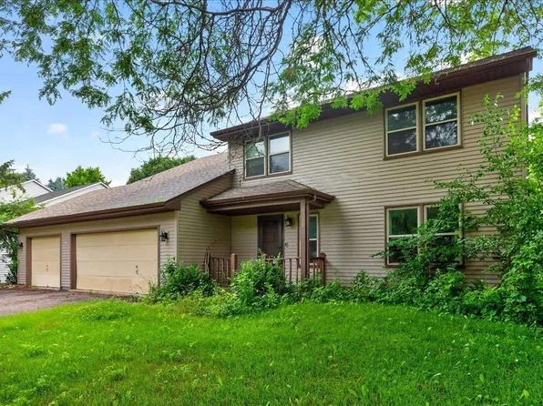 9720 Oliver Ave N, Brooklyn Park, MN 55444