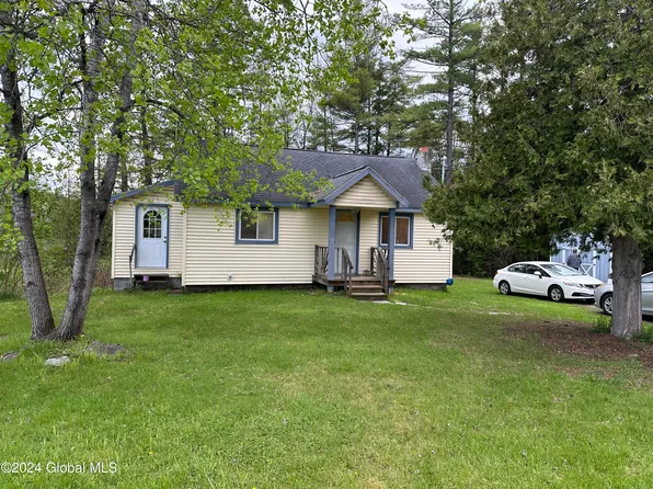 211 County Highway 122, Johnstown, NY 12095