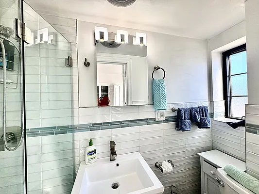 Rented by Steven Corcoran Real Estate | media 4