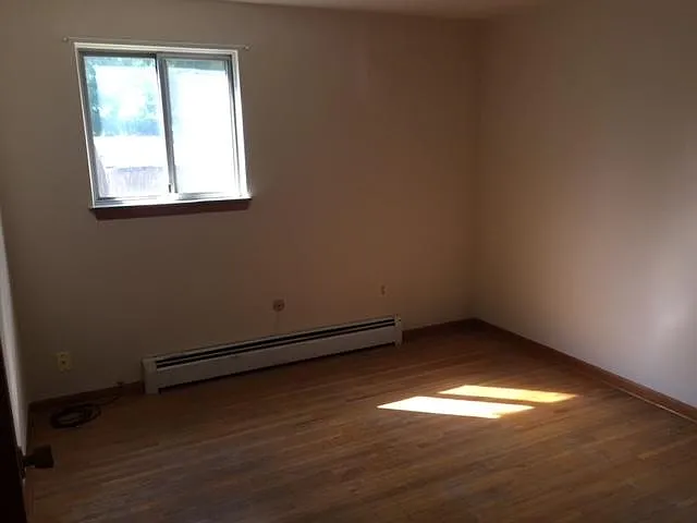 27 Forrestal Ln #2 — Photo 3