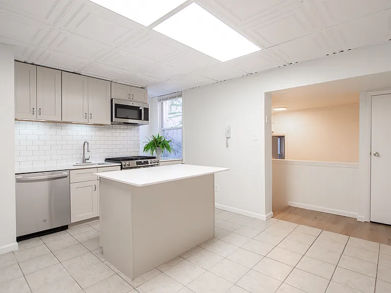 455 Fairmount Ave #2 — Photo 7