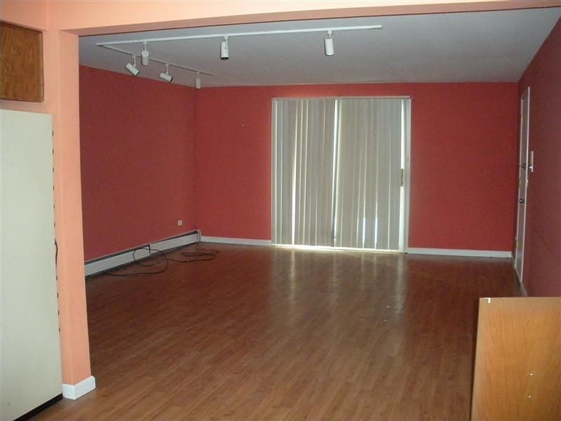 1st image of 4111 N Mozart St Unit 1E