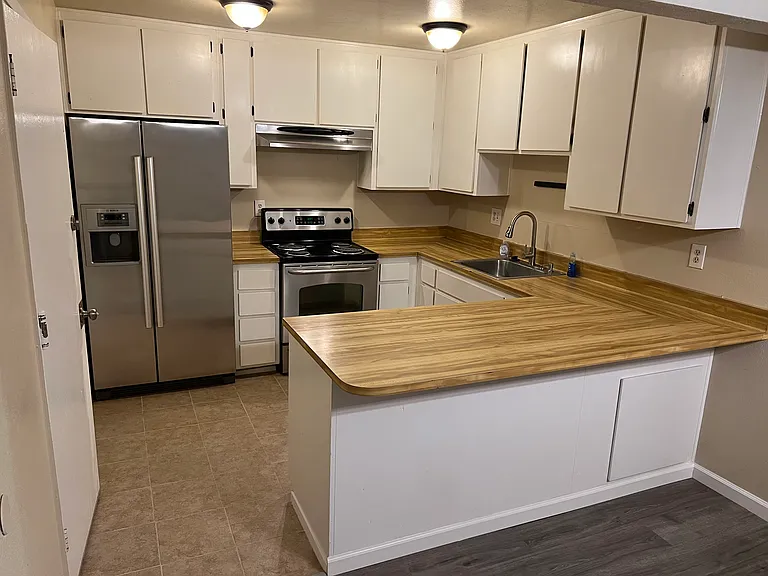 7315 Sakura Ct — Photo 4