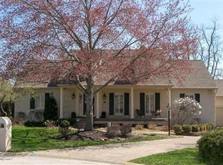 6904 Timber Bluff Ct, Prospect, KY 40059