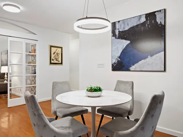16 West 16th Street 1DS image 3 of 16