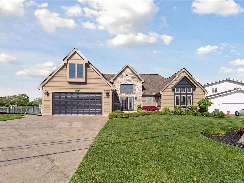 1st image of 38017 Huron Pointe Dr