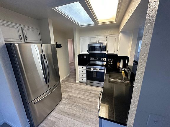 4th image of 1067 Padre Dr Unit 1