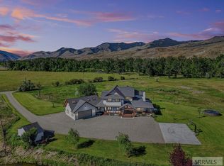 63 Mountain View Rd, Salmon, ID 83467