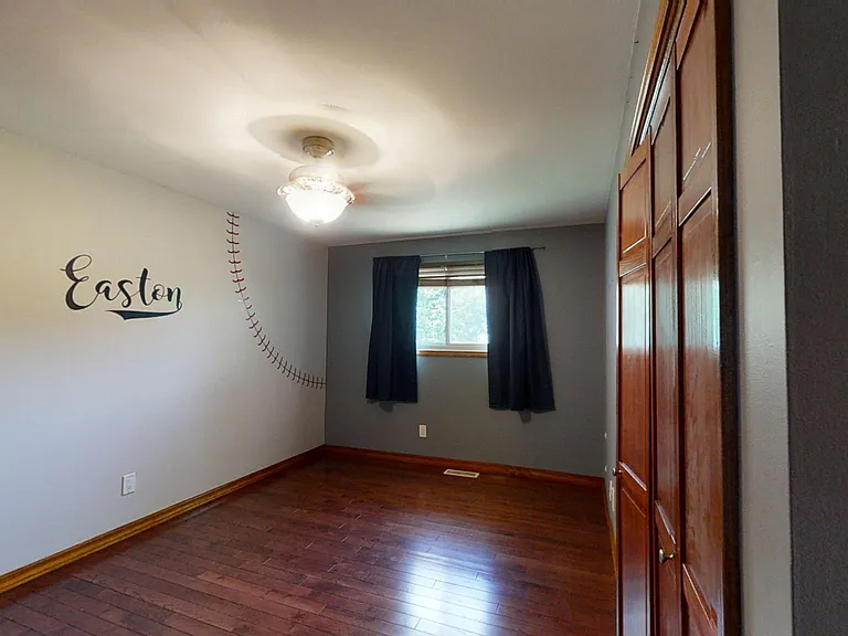 4217 Glen Oaks Dr — Photo 11