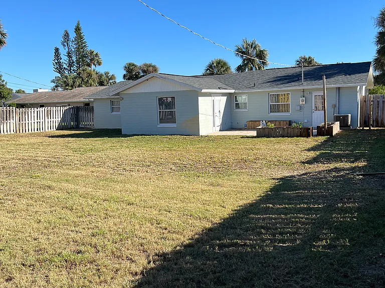 39 Sandra Dr — Photo 22