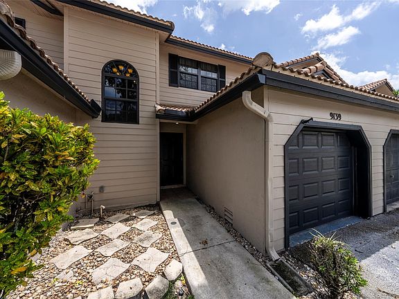 2nd image of 9139 Vineyard Lake Drive