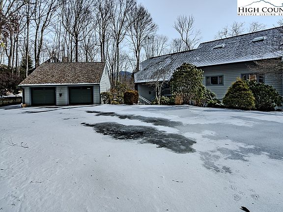 2nd image of 207 Grouse Moor Drive #207