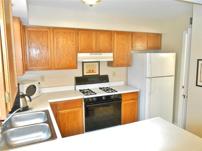 1st image of 119 Beacon Dr