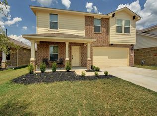 215 N Hunting Lodge Ln, Bastrop, TX 78602