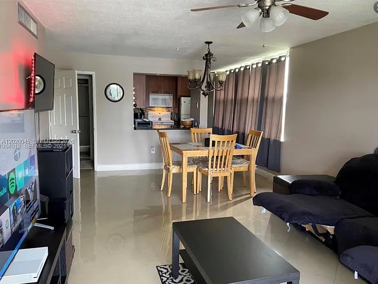 9480 Tangerine Pl #404 — Photo 5