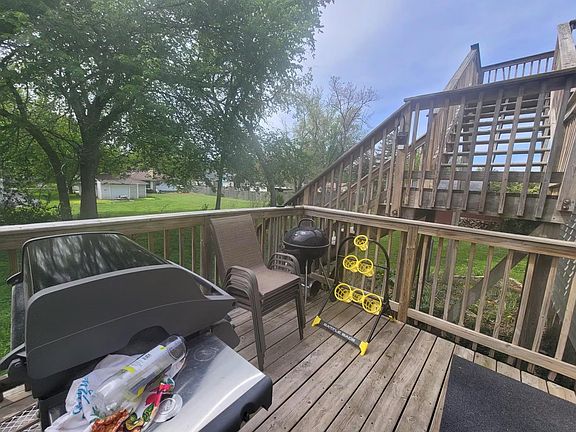 4th image of 1023 N Seminary Ave APT 1