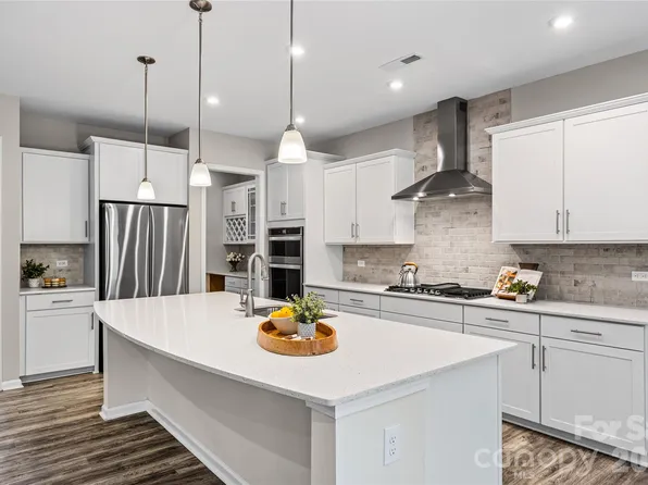 1008 Dorsey Dr, Fort Mill, SC 29715