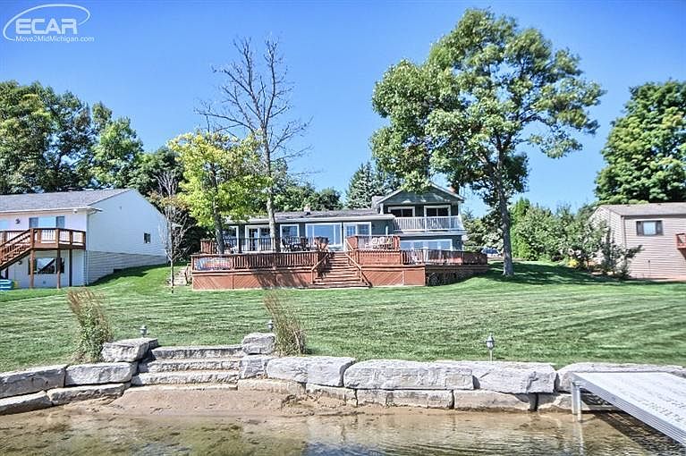 14283 Swanee Beach Dr, Fenton, MI 48430 Zillow