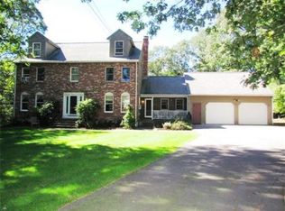 26 Gemmur Ln, Bellingham, MA 02019
