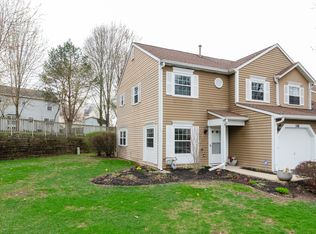 286 Ascot Ln, Streamwood, IL 60107