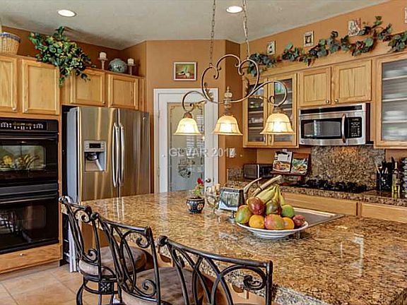 3rd image of 1624 Fontana Cliffs Ct