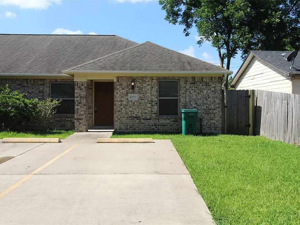 814 Mobile Dr #B